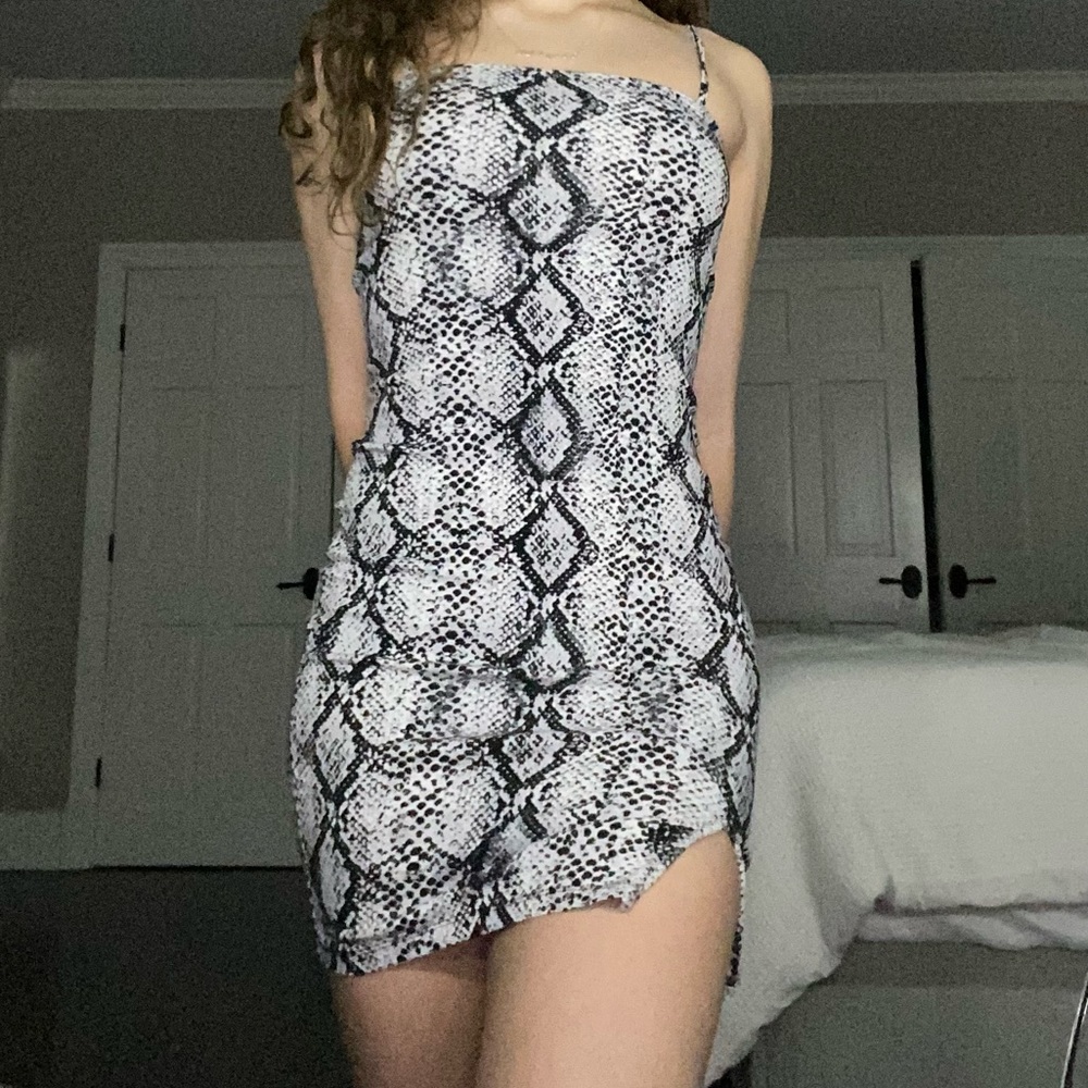 Python-Print Bodycon Dress